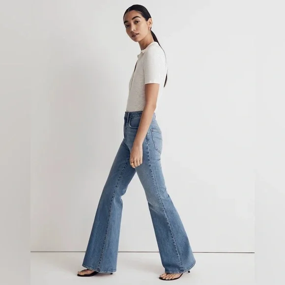 Madewell The Perfect Vintage Flare Jeans - Picture 5 of 16